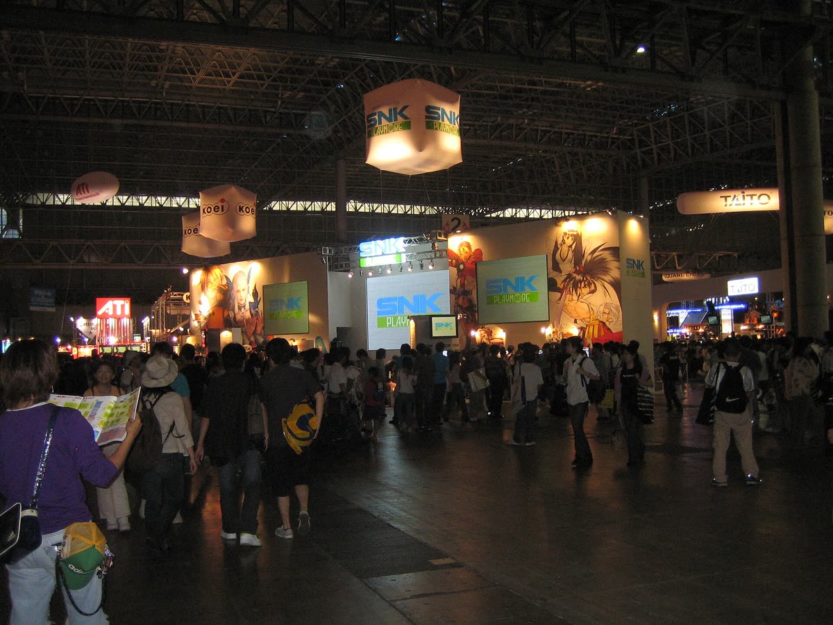 SNK Playmore booth, Tokyo Game Show 20050918 — 아스트라에 오라티오 TGS2026 출품 — 언제, 어디서